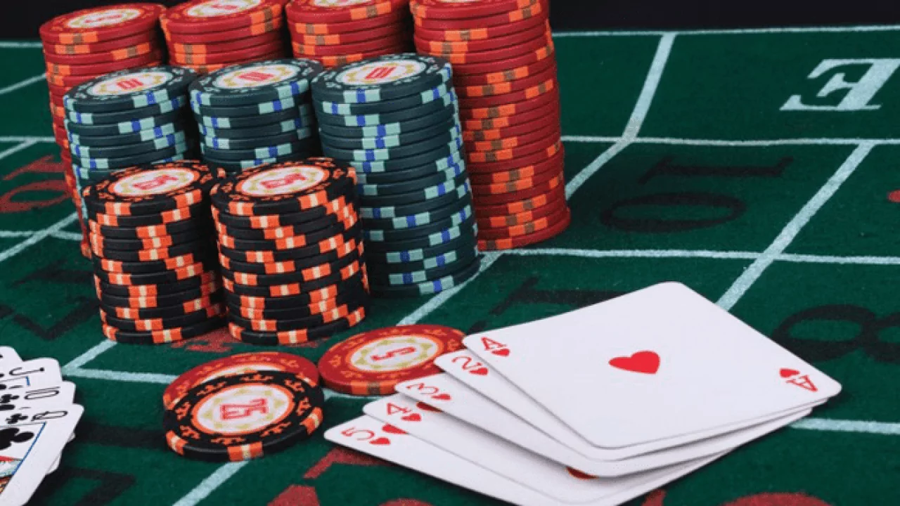 Trò chơi Poker online